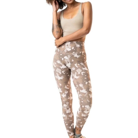 Balance Athletica Vitality Ascend Pant High Rise Camo Leggings Brown Size Medium - Picture 1 of 13